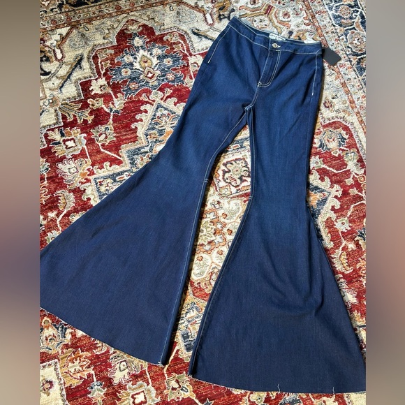 We The Free Just Float On High Rise Flare Jeans - Picture 4 of 8